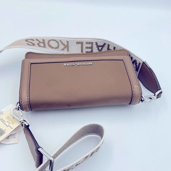 Michael Kors Women's Jet Set Small Nylon Smartphone Crossbody Bag - Picture 15 of 16